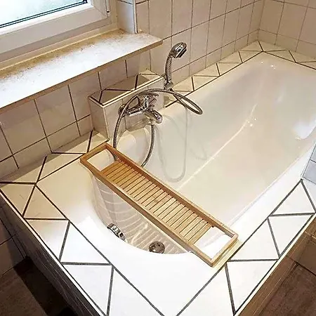 Hotel Jaegerstrasse 3*